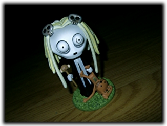  Lenore 