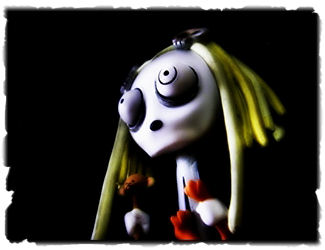  Lenore 